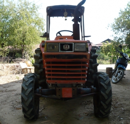ขายรถไถ KUBOTA L1-24 ระบบ 4 WD พร้อมโรตารี่สภาพเดิม ๆ