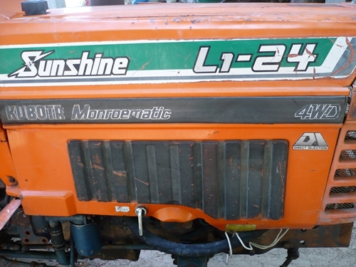 ขายรถไถ KUBOTA L1-24 ระบบ 4 WD พร้อมโรตารี่สภาพเดิม ๆ