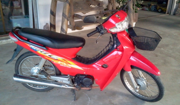 ขายเวฟ100ปี47เครื่องเดิมดีทะเบียนโอน 15500