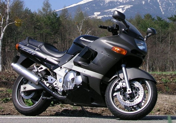 ...ZZR 400 ทะเบียนโอนขนส่ง  59000  บาท tel 0883409574  0832828714  ระบบไฟติดทุกดวง  ไม่มีปัญหาพร้อมออกทริป
