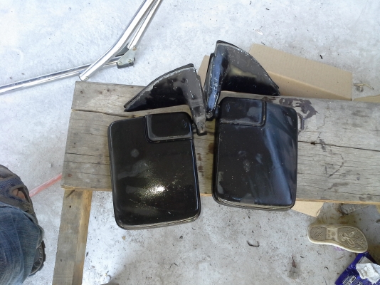 กระจกมองข้าง ดราก้อนอาย กับ ไซโคน