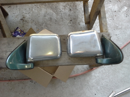 กระจกมองข้าง ดราก้อนอาย กับ ไซโคน