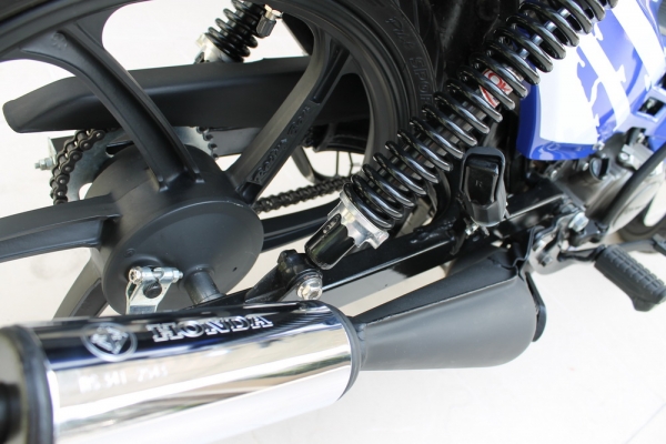 ขาย HONDA  NOVA RS และ YAMAHA CONCORD  ( RX-K )  ทะเบียนพร้อมโอน