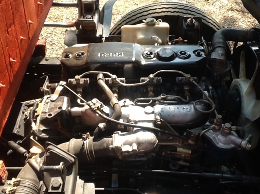 ขาย6ล้อ ISUZU NKR เครื่อง 4BE1(110แรง) ห้างแท้ ปี37 ยาว4.30เมตร ขาย6ล้อ ISUZU NKR เครื่อง 4BE1(110แรง) ห้างแท้ ปี37 ยาว4.30เมตร