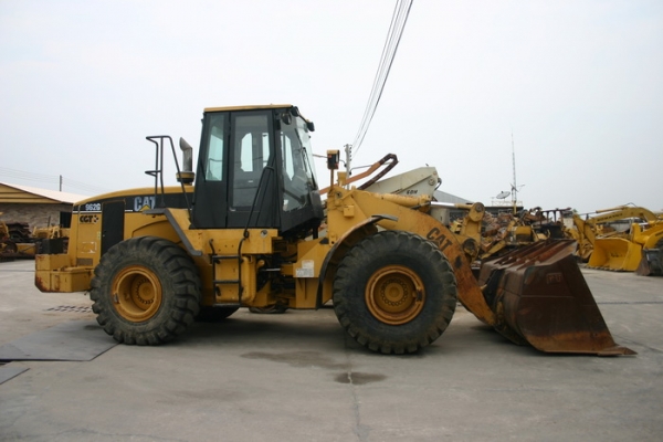 ขาย รถตัก CATERPILLAR 962G เก่าญี่ปุ่น สวยๆ 2,950,000  TEL : 087-0339334 (อ็อฟ)