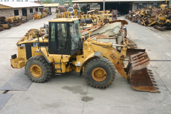 ขาย รถตัก CATERPILLAR 962G เก่าญี่ปุ่น สวยๆ 2,950,000  TEL : 087-0339334 (อ็อฟ)