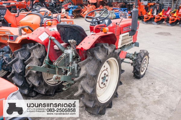 ยันมาร์ Yanmar YM1800 4WD สภาพสวย www.navatractor.com