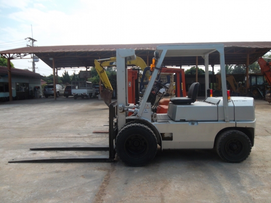 ขายรถยกโฟค์ลิฟ มิตซู FD35  ขนาด3.5ตัน