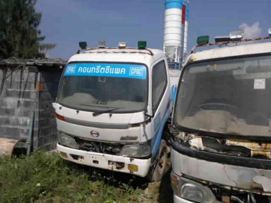 ขายรถ 4 ล้อใหญ่ หัวคัสซี HINO DUTRO 121 แรงม้า มีจำนวน 5 คัน ปี 2547 2 คัน ปี 2548 2 คัน ปี 2549 1 คัน ราคา 1450000