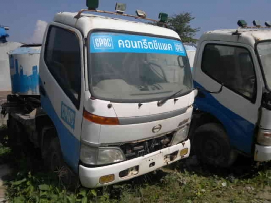 ขายรถ 4 ล้อใหญ่ หัวคัสซี HINO DUTRO 121 แรงม้า มีจำนวน 5 คัน ปี 2547 2 คัน ปี 2548 2 คัน ปี 2549 1 คัน ราคา 1450000