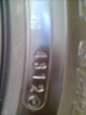 ปรับราคาใหม่ขายยางป้ายแตงใหม่ๆ dunlopยางปี 4312 ขนาด 175/65R14 พร้อมกะทะเหล็ก  1 ชุด