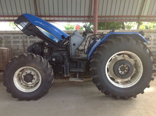 ขายรถไถ New Holland TL 5050 สภาพดี