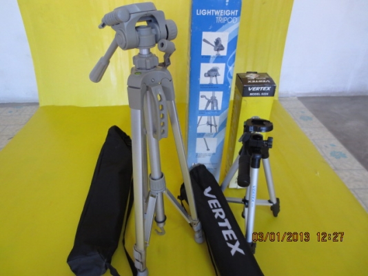 ขาย ขาตั้งกล้องถ่ายรูป ของใหม่ ขายยก 2 ตัว ขาย ขาตั้งกล้องถ่ายรูป ของใหม่ ขายยก 2 ตัว