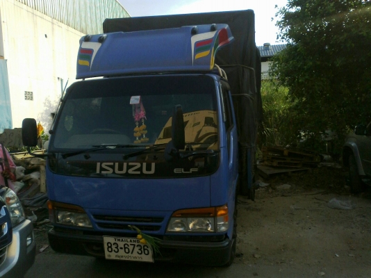 ขาย6ล้อคอก ISUZU สภาพดี 120 แรงม้า ยาว 4.30 เมตร