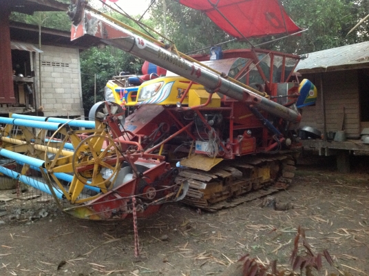 ขายรถเกี่ยวข้าวจ้าวช้างไวไฟหน้าวีโก้ ขายรถเกี่ยวข้าวจ้าวช้างไวไฟหน้าวีโก้