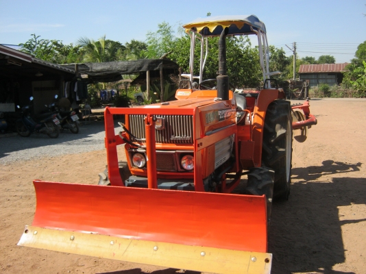 ขายด่วนรถไถนาคูโบต้า zl 3202 dt-m 4wd 2เพลาพวงมาลัยเพาเวอร์ พร้อมอุปกรณ์ผาน lcs 6x22พร้อมใช้ครับ.....