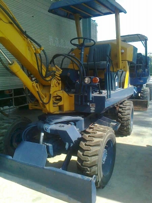 KOMATSU PC20-1 ล้อยางเก่านอก6เดือน รถสวย