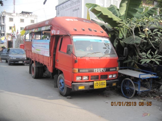 ุ6ล้อISUZU100แรง NPR 115 เครื่อง 110 ราคา200,000