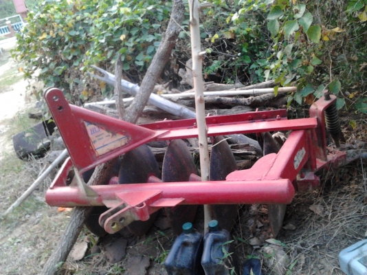 ขายด่วน รถแทรคเตอร์ ยันม่าร์ 31 แรง สวยๆถูกๆ ครับ