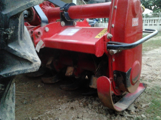 ขายด่วน รถแทรคเตอร์ ยันม่าร์ 31 แรง สวยๆถูกๆ ครับ