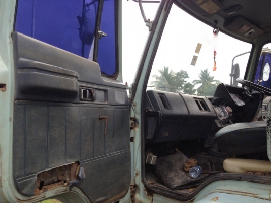 รถอิซูซุ 10 ล้อดั๊ม FVZ เปลื่ยนเครื่อง 230 แรงม้า ปี 39  สนใจติดต่อ 081 - 6079515