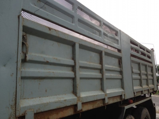 รถอิซูซุ 10 ล้อดั๊ม FVZ เปลื่ยนเครื่อง 230 แรงม้า ปี 39  สนใจติดต่อ 081 - 6079515