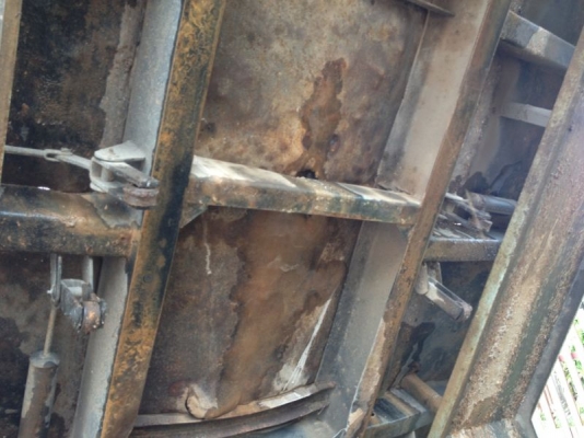 รถอิซูซุ 10 ล้อดั๊ม FVZ เปลื่ยนเครื่อง 230 แรงม้า ปี 39  สนใจติดต่อ 081 - 6079515