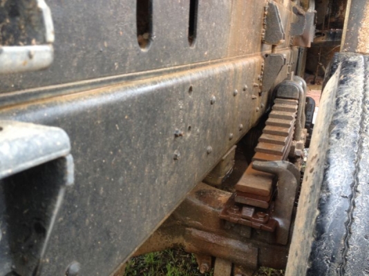 รถอิซูซุ 10 ล้อดั๊ม FVZ เปลื่ยนเครื่อง 230 แรงม้า ปี 39  สนใจติดต่อ 081 - 6079515