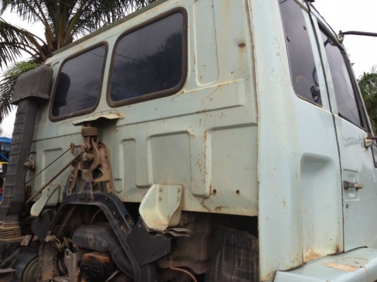 รถอิซูซุ 10 ล้อดั๊ม FVZ เปลื่ยนเครื่อง 230 แรงม้า ปี 39  สนใจติดต่อ 081 - 6079515