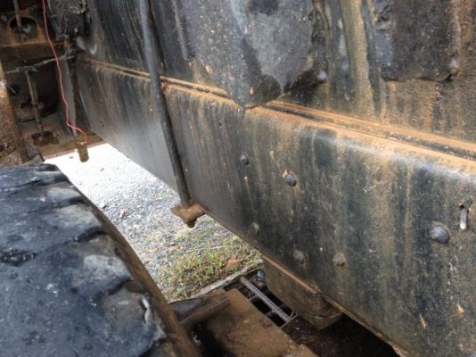 รถอิซูซุ 10 ล้อดั๊ม FVZ เปลื่ยนเครื่อง 230 แรงม้า ปี 39  สนใจติดต่อ 081 - 6079515