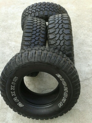 ขาย ยางMud 31x10.5r15ปี10สวยๆ