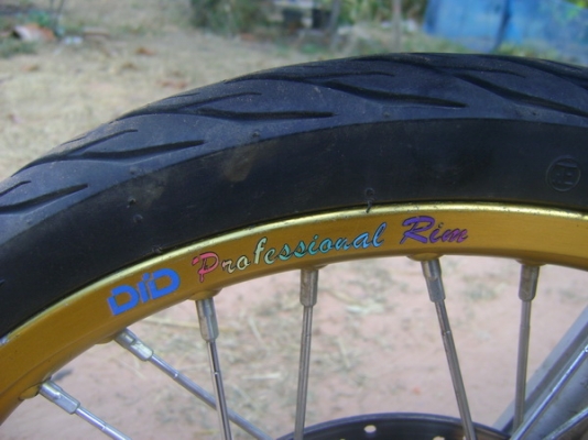 ขาย wave100s ปี 47 รถเดิมๆๆราคานี้พร้อมโอนครับ ทะเบียน  ชุดโอนครบ ลดได้นิดหน่อยครับ 0883553489