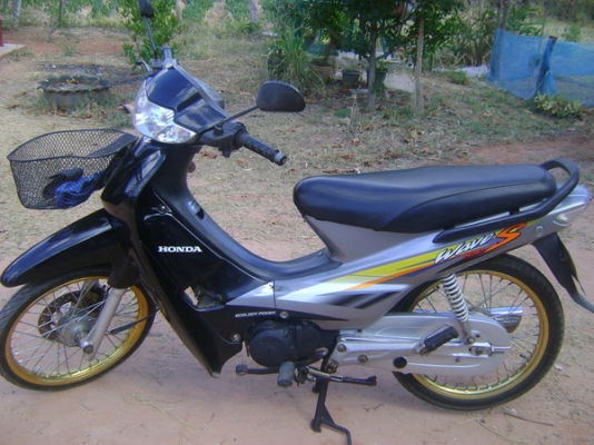 ขาย wave100s ปี 47 รถเดิมๆๆราคานี้พร้อมโอนครับ ทะเบียน  ชุดโอนครบ ลดได้นิดหน่อยครับ 0883553489