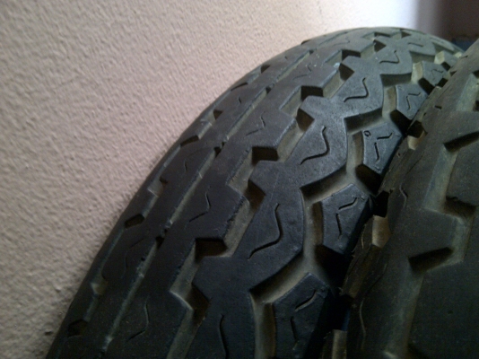 ขายยาง dunlop tt100 ขอบ18 มือสอง