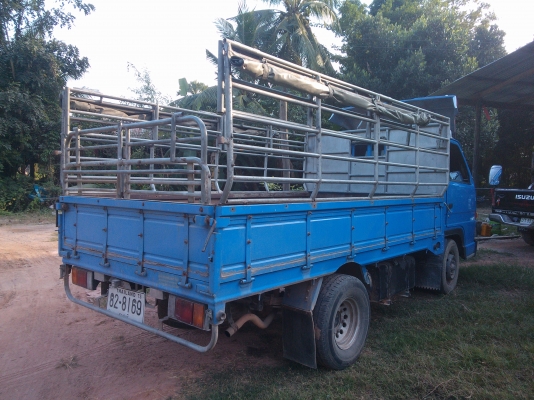 ขายรถบรรทุก 4 ล้อ ไม่ติดเวลา สภาพพร้อมใช้งาน