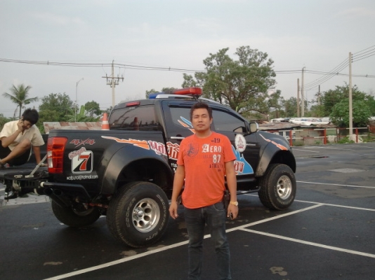 ขายล้อแม็กพร้อมยาง All New ISUZU D-MAX V-Cross 255/65/17ยางปี2012