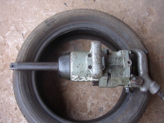 ขายเหมา เครื่องถอดยาง  และ  บล็อคลม 1"