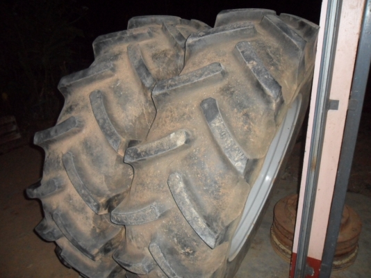 ขายแล้วครับ ขอบคุณ..หัวหน้าส่งเสริมอ้อย เขต อ.เลาขวัญ รง.มิตรผล ด่านช้างและเพื่อน ที่มารับยางถึงที่ร้านครับ