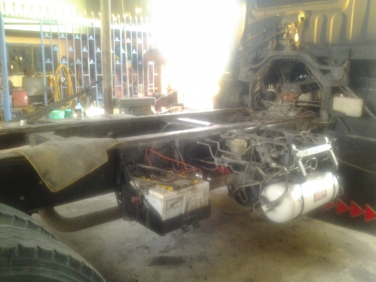 ISUZU DECA 195 รถห้าง 2 เพลาแท้ หัว-ครัทซี สวยๆ มาอีกแล้ว ISUZU DECA 195 รถห้าง 2 เพลาแท้ หัว-ครัทซี สวยๆ มาอีกแล้ว