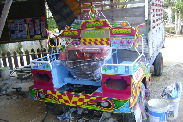 รับทำสี ปะผุ ดัดแปลง รถอีแต๋น รถเพื่อการเกษตรทุกชนิด