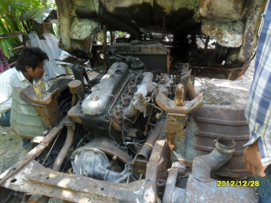 ขายรถสี่ล้อกลางTLหัวปี๊บตามสภาพ