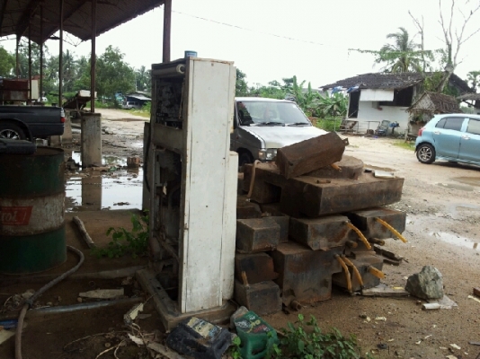 หัวจ่ายน้ำมัน+ถังน้ำมัน300ล.พร้อมใช้ หัวจ่ายน้ำมัน+ถังน้ำมัน300ล.พร้อมใช้