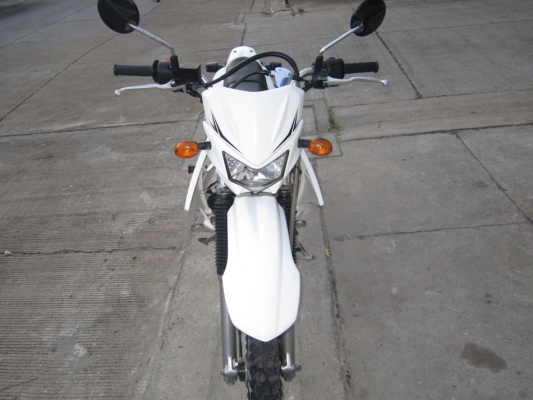 ขายด่วน KLX125ปี53ใหม่มากหัวฉีดสตาทมือววิ่งน้อย15000kmชุดโอนครบ