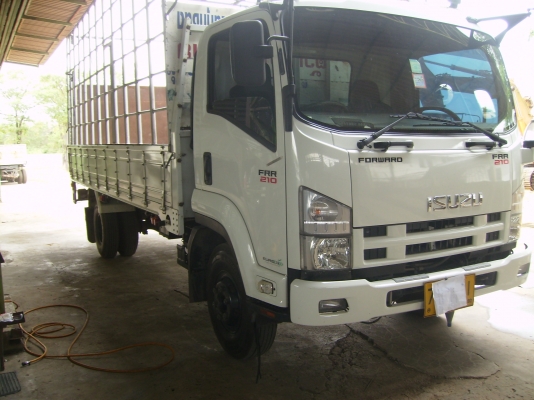 6ล้อISUZU FRR210 กระบะคาร์โก้5.50