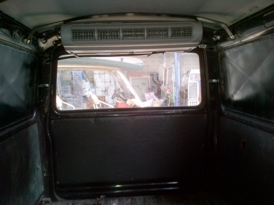 ขายรถตู้เล็ก DAIHATSU รุ่นD1000  โทร 083-901-9294