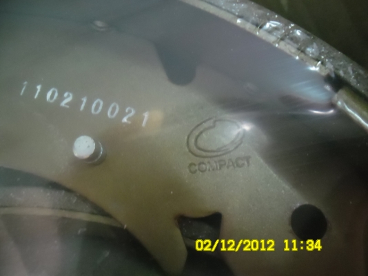 ขายผ้าเบรกยี่ห้อ  คอมแพ็ค ของDMAX 4*4WD..MU-7-R  ราคาถูกๆเลยคราฟ