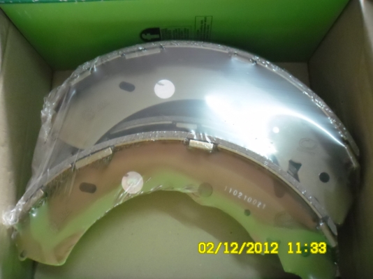 ขายผ้าเบรกยี่ห้อ  คอมแพ็ค ของDMAX 4*4WD..MU-7-R  ราคาถูกๆเลยคราฟ