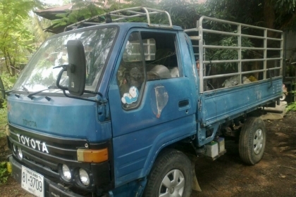 ขาย toyota 4ล้อ (กระบะบรรทุก) ยกหัวเก๋งได้ รถห้างป้ายแดง เดิมๆ เครื่อง 85 แรงม้า ยางขอบ 16" ดี 4 เส้น หัวสภาพดี สีไม่ค่อยสวย ภาษีขาด 3 เดือน ขายตามสภาพ 150,000 ขาย toyota 4ล้อ (กระบะบรรทุก) ยกหัวเก๋งได้ รถห้างป้ายแดง เดิมๆ เครื่อง 85 แรงม้า ยางขอบ 16" ดี 4 เส้น หัวสภาพดี สีไม่ค่อยสวย ภาษีขาด 3 เดือน ขายตามสภาพ 150,000