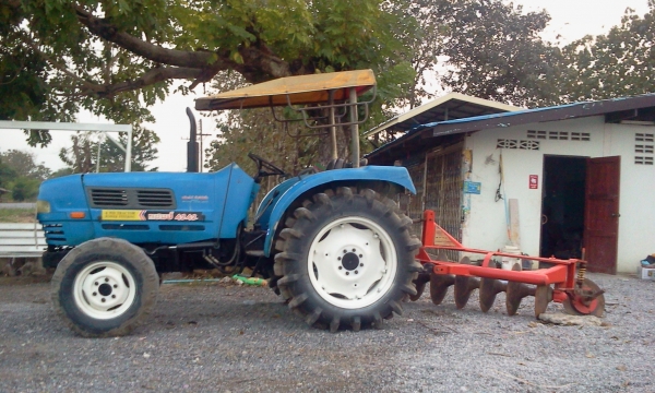 ขายแชม์42แรง2เพลาพร้อมผาน6ตราช้าง