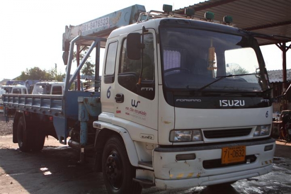 ขายรถบรรทุก6ล้อติดเครน !รถออกห้างแท้!